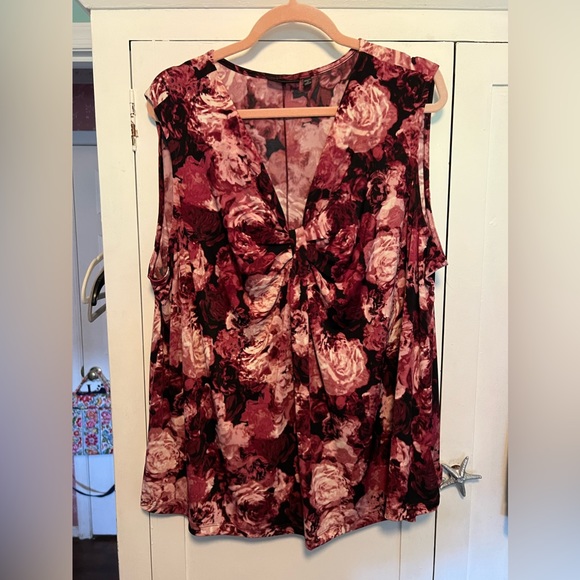 Apt Nine rose tank - Picture 1 of 3